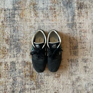New Balance 373 shoes